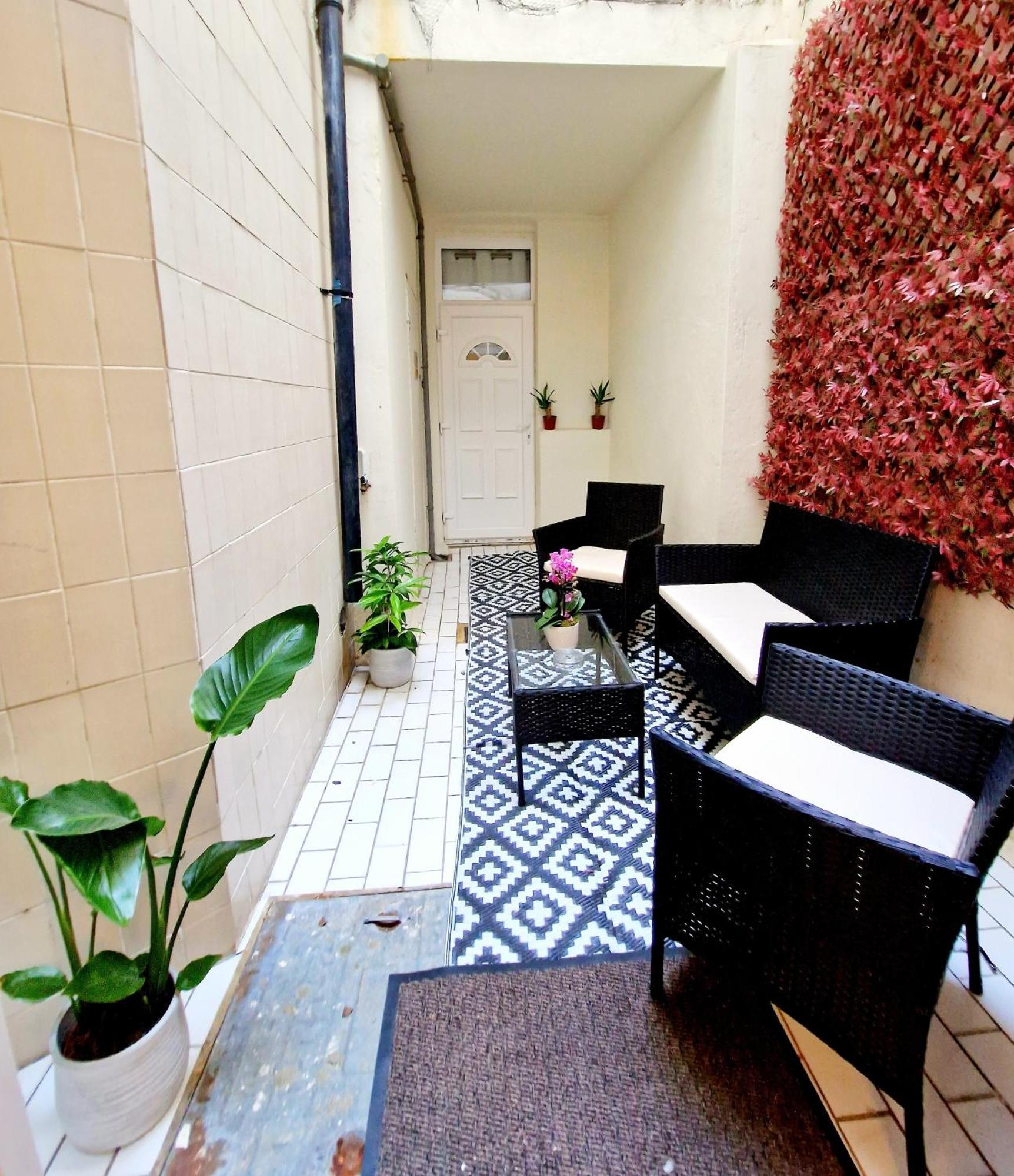 Modern Hyde Park Home With Private Entrance & Private Back Patio Near Bayswater & Paddington Stations London Eksteriør billede